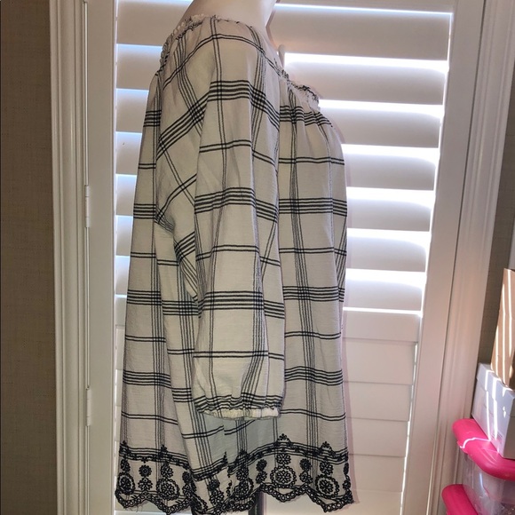 Chaps Black and White Checkered Blouse - Picture 4 of 9